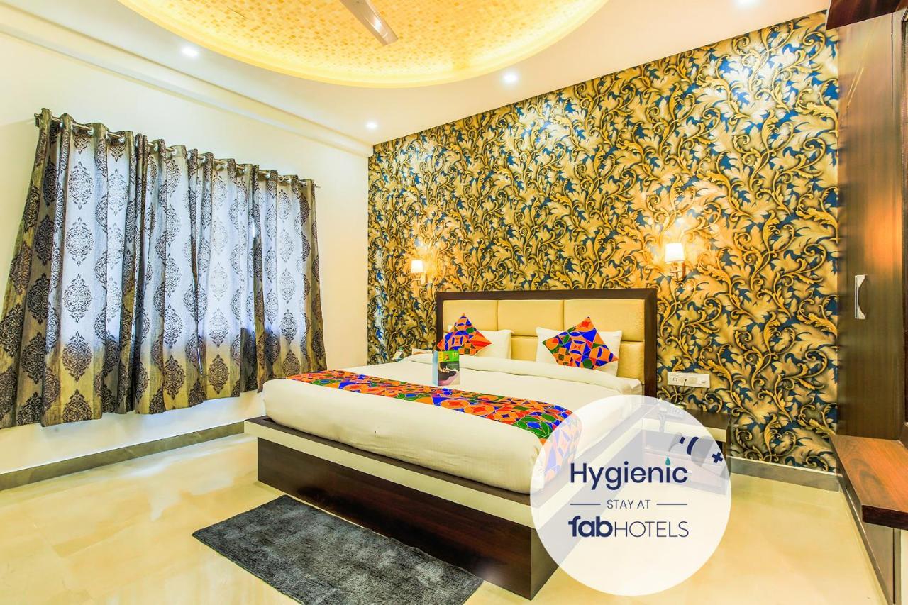Fabhotel Star Of Taj Restobar Fatehabad Road Agra  Dış mekan fotoğraf