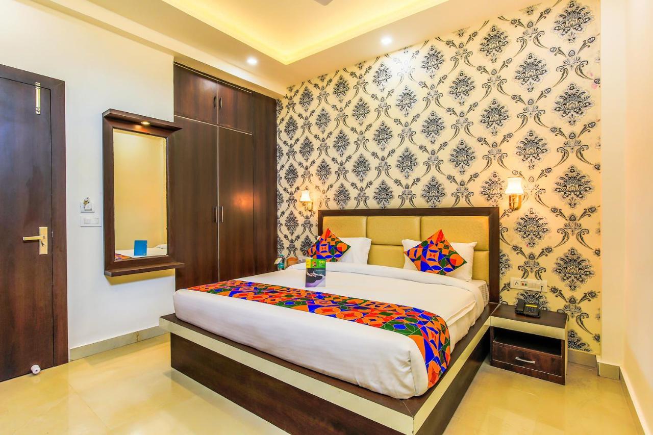 Fabhotel Star Of Taj Restobar Fatehabad Road Agra  Dış mekan fotoğraf